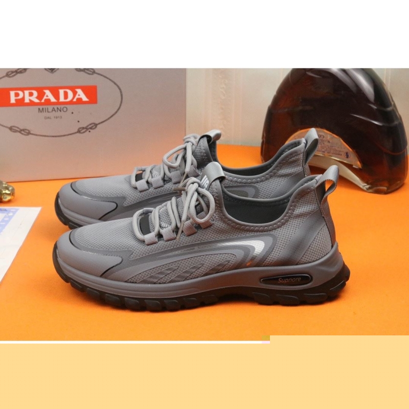Pra*a casual shoes
